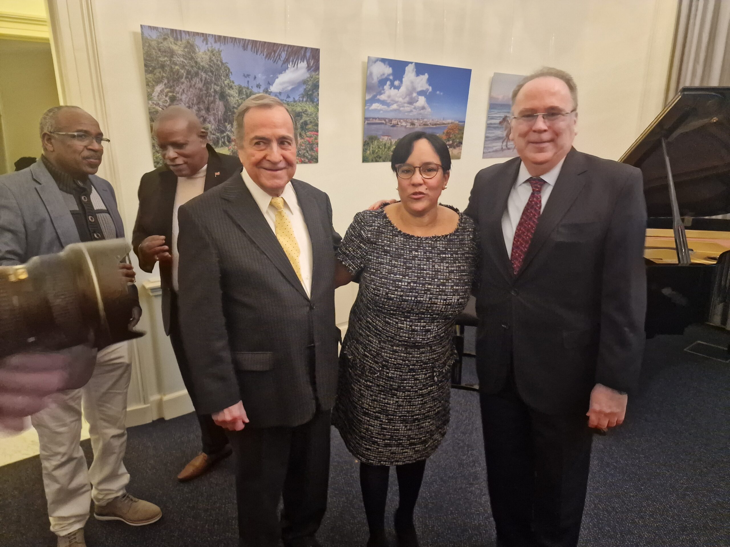 Cuba Marks 67th Revolution Anniversary in The Hague