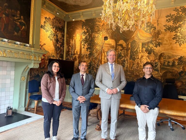 Naman Systems presented to Indian Ambassador and Mayor of Leeuwarden