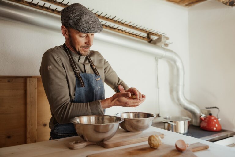 Discovering the Ladin World with Nos Ladins -We Ladins