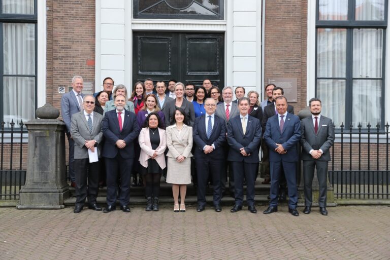 Women Leading Regional Diplomacy: Panama’s Coordination of GRULAC in the Netherlands