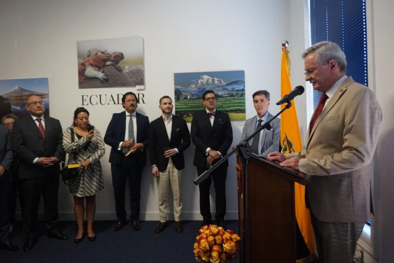 Ecuador National Day Celebrated in The Hague