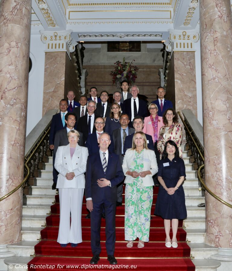 Father Sjaak de Boer: Building Bridges Between Diplomacy and Dutch Society at Sociëteit De Witte
