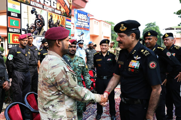 Sri Lankan Armed Forces Officers Participate in Counter-Terrorism and Hostage Rescue Course