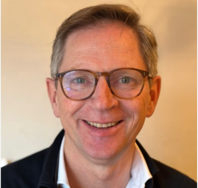 Navigating Complexity: Streamlining Global Mobility for Seafarers